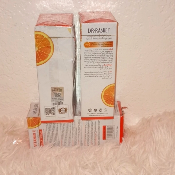 Vitamin C face serum - Picture 3 of 4